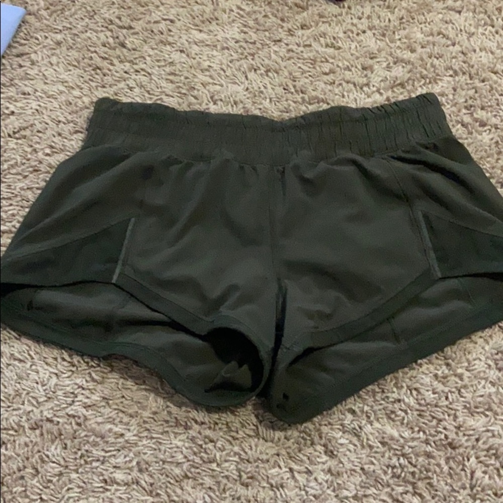 Lululemon hotty hot short